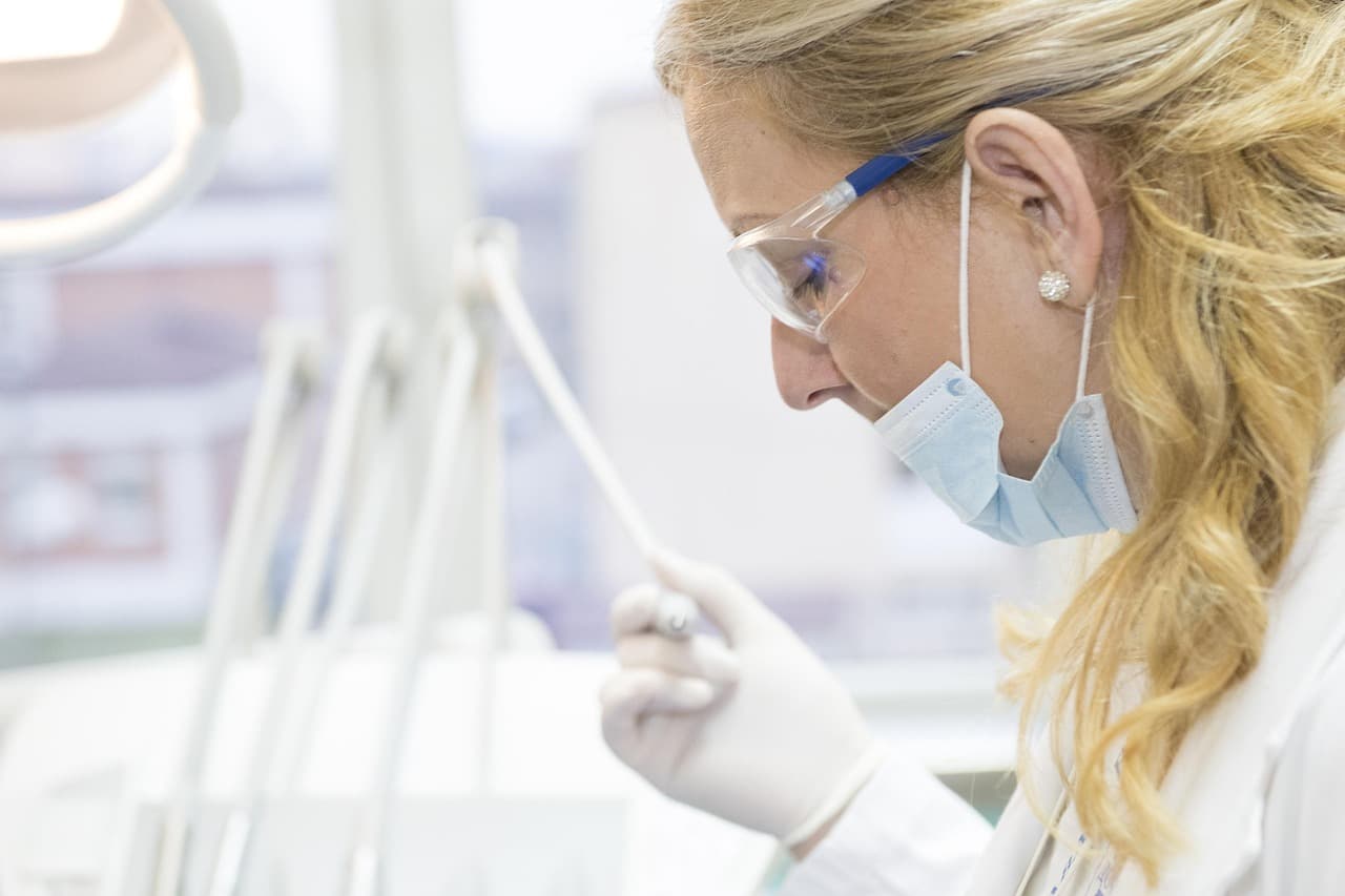 endodontics in Lahore root canal specialist at Odonto