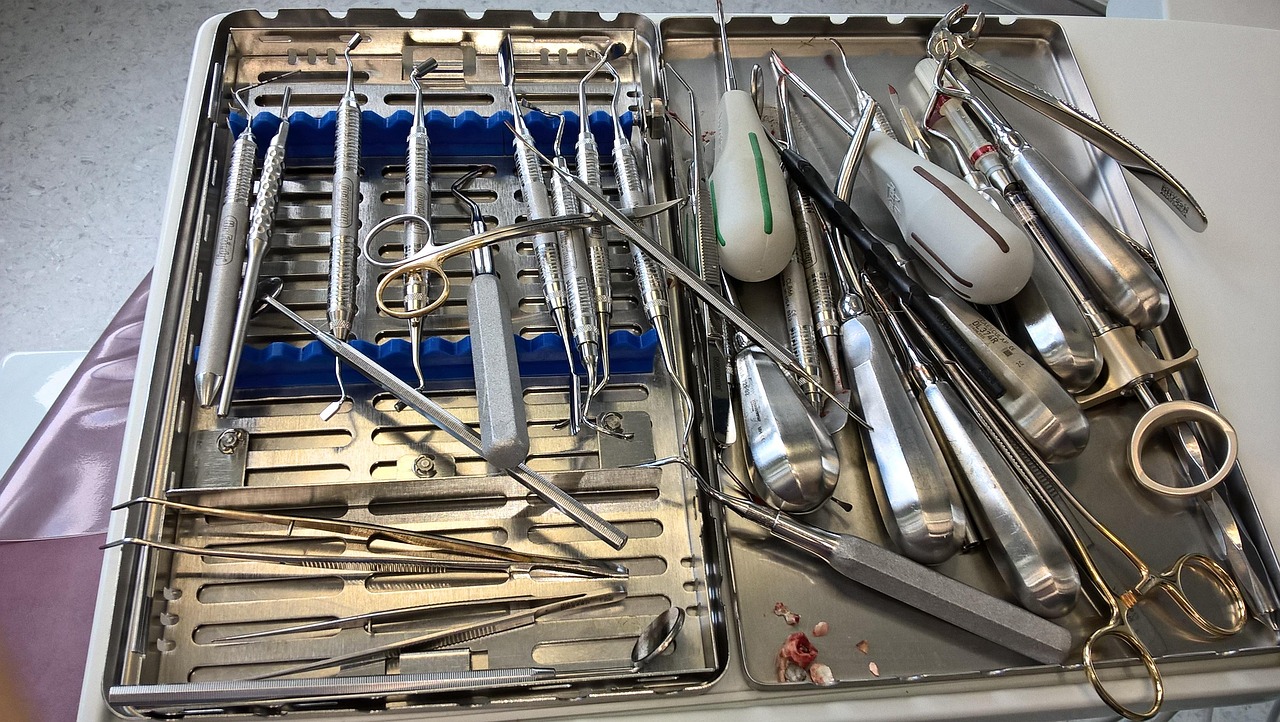 Multi-visit molar RCT — Odonto Lahore
